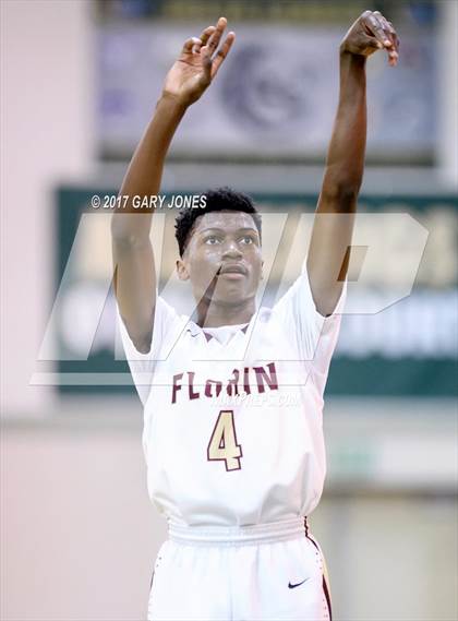 Thumbnail 3 in Florin vs Venture Academy (NIKE Elk Grove vs Stockton Challenge) photogallery.