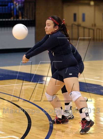 Thumbnail 2 in Turlock Christian vs. Stone Ridge Christian (CIF SJS D6 Final) photogallery.