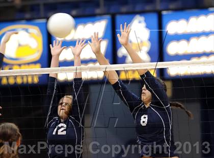 Thumbnail 1 in Turlock Christian vs. Stone Ridge Christian (CIF SJS D6 Final) photogallery.