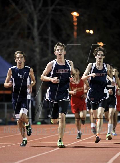 Thumbnail 1 in South West Yosemite League Meet #1 (3200m) photogallery.
