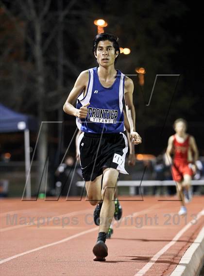 Thumbnail 2 in South West Yosemite League Meet #1 (3200m) photogallery.
