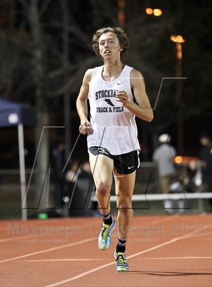 Thumbnail 3 in South West Yosemite League Meet #1 (3200m) photogallery.