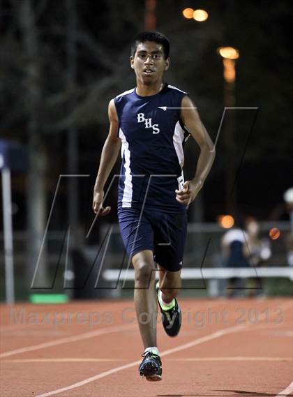 Thumbnail 1 in South West Yosemite League Meet #1 (3200m) photogallery.