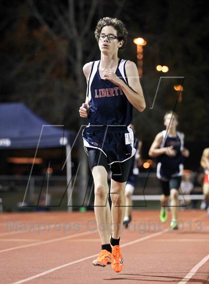 Thumbnail 1 in South West Yosemite League Meet #1 (3200m) photogallery.