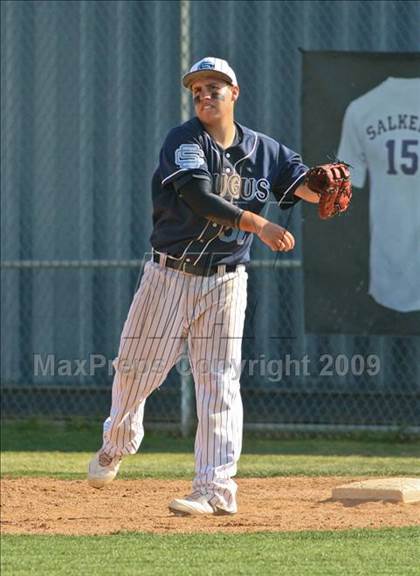 Thumbnail 3 in Canyon @ Saugus photogallery.