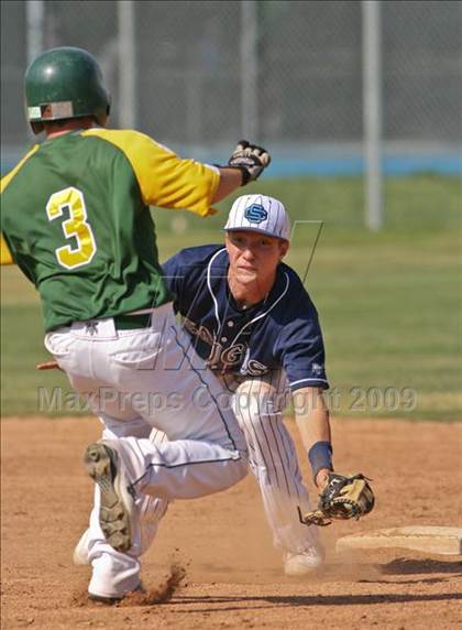 Thumbnail 3 in Canyon @ Saugus photogallery.
