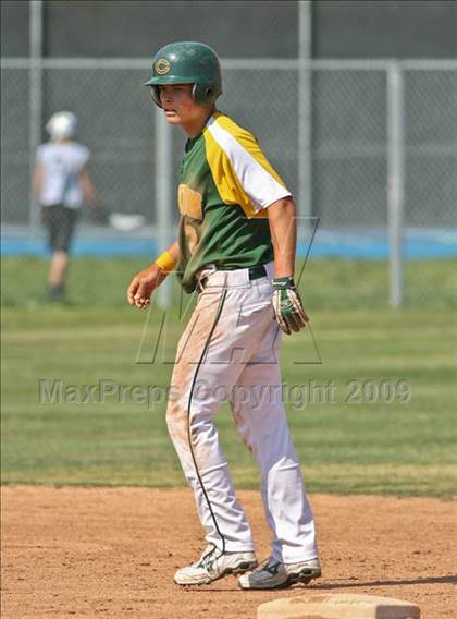 Thumbnail 3 in Canyon @ Saugus photogallery.