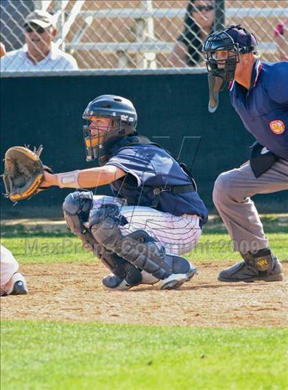 Thumbnail 3 in Canyon @ Saugus photogallery.
