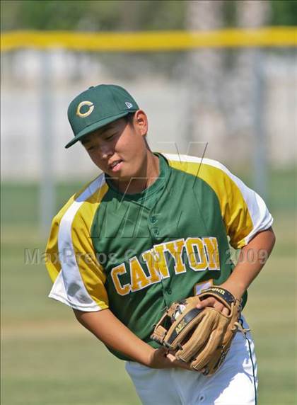 Thumbnail 3 in Canyon @ Saugus photogallery.