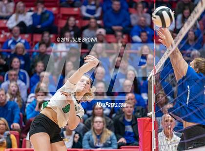 Thumbnail 3 in New Castle vs. Hamilton Southeastern (IHSAA 4A State Final) photogallery.