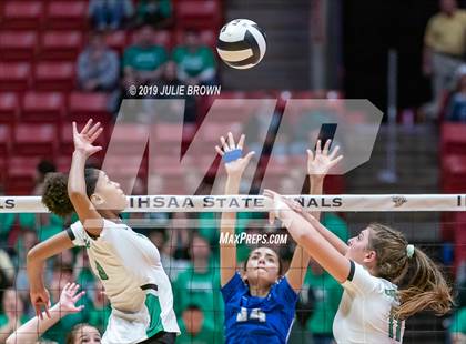 Thumbnail 3 in New Castle vs. Hamilton Southeastern (IHSAA 4A State Final) photogallery.