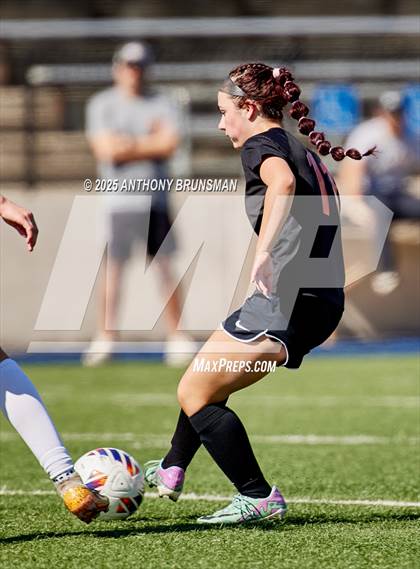Thumbnail 2 in Roseville vs. Oakdale (CIF SJS D3 Final) photogallery.