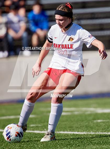 Thumbnail 3 in Roseville vs. Oakdale (CIF SJS D3 Final) photogallery.