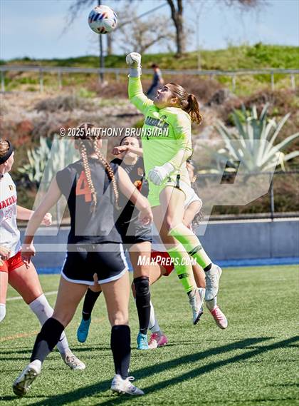 Thumbnail 2 in Roseville vs. Oakdale (CIF SJS D3 Final) photogallery.