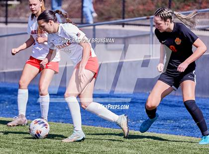 Thumbnail 2 in Roseville vs. Oakdale (CIF SJS D3 Final) photogallery.