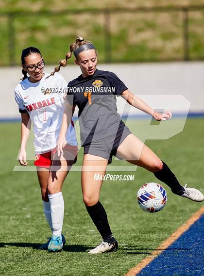 Thumbnail 3 in Roseville vs. Oakdale (CIF SJS D3 Final) photogallery.