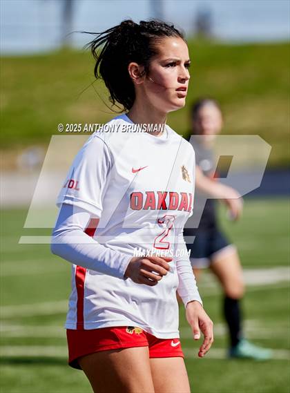 Thumbnail 3 in Roseville vs. Oakdale (CIF SJS D3 Final) photogallery.