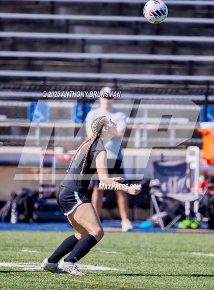 Thumbnail 2 in Roseville vs. Oakdale (CIF SJS D3 Final) photogallery.