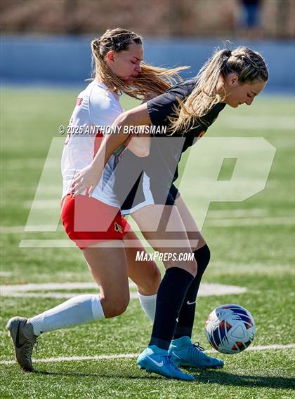 Thumbnail 2 in Roseville vs. Oakdale (CIF SJS D3 Final) photogallery.