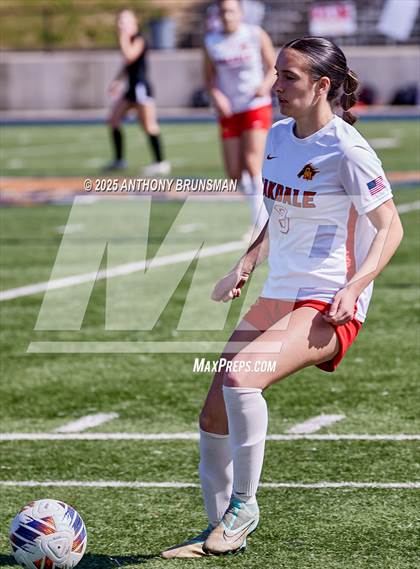 Thumbnail 1 in Roseville vs. Oakdale (CIF SJS D3 Final) photogallery.