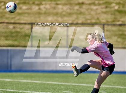 Thumbnail 2 in Roseville vs. Oakdale (CIF SJS D3 Final) photogallery.