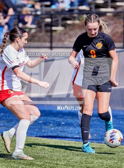 Thumbnail 3 in Roseville vs. Oakdale (CIF SJS D3 Final) photogallery.