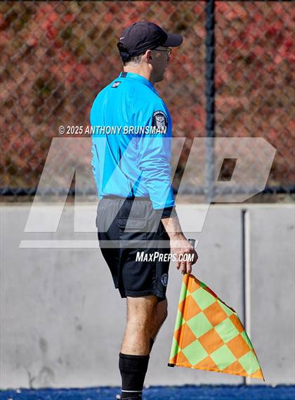Thumbnail 2 in Roseville vs. Oakdale (CIF SJS D3 Final) photogallery.