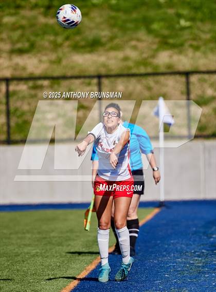 Thumbnail 3 in Roseville vs. Oakdale (CIF SJS D3 Final) photogallery.