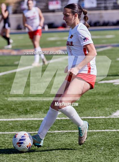 Thumbnail 3 in Roseville vs. Oakdale (CIF SJS D3 Final) photogallery.