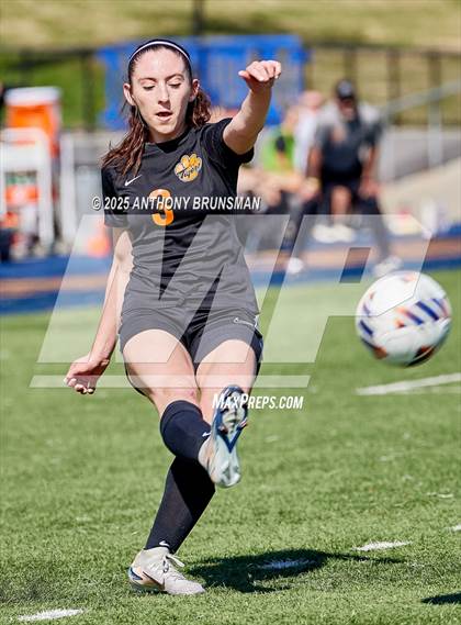 Thumbnail 3 in Roseville vs. Oakdale (CIF SJS D3 Final) photogallery.
