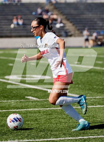 Thumbnail 2 in Roseville vs. Oakdale (CIF SJS D3 Final) photogallery.