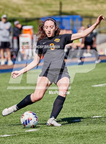Thumbnail 2 in Roseville vs. Oakdale (CIF SJS D3 Final) photogallery.