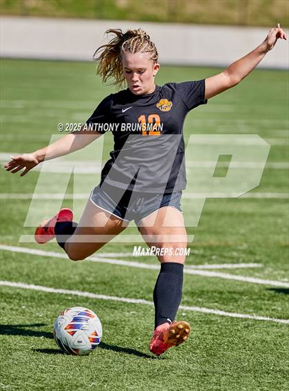 Thumbnail 3 in Roseville vs. Oakdale (CIF SJS D3 Final) photogallery.