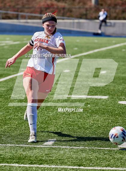 Thumbnail 3 in Roseville vs. Oakdale (CIF SJS D3 Final) photogallery.