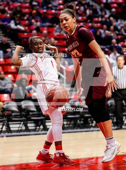 Thumbnail 1 in Mission Hills vs. Mount Miguel (CIF SDS Open Playoff) photogallery.
