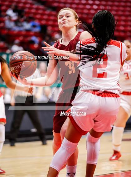 Thumbnail 2 in Mission Hills vs. Mount Miguel (CIF SDS Open Playoff) photogallery.