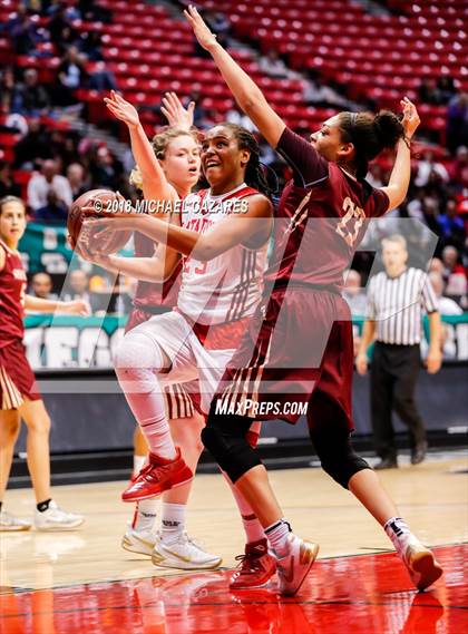 Thumbnail 1 in Mission Hills vs. Mount Miguel (CIF SDS Open Playoff) photogallery.