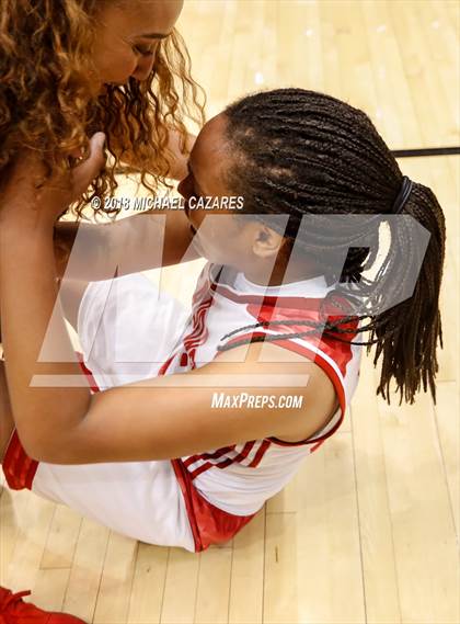 Thumbnail 3 in Mission Hills vs. Mount Miguel (CIF SDS Open Playoff) photogallery.