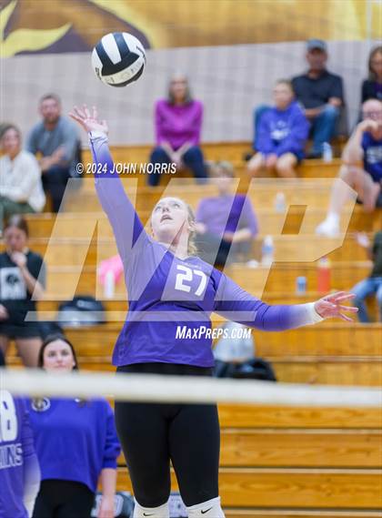 Thumbnail 2 in Bellmont @ Leo photogallery.