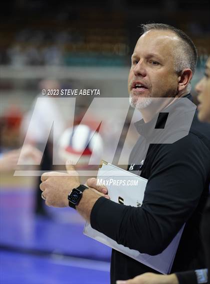 Thumbnail 3 in Valor Christian vs. Grandview (CHSAA 5A Second Round) photogallery.