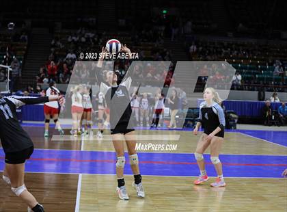 Thumbnail 1 in Valor Christian vs. Grandview (CHSAA 5A Second Round) photogallery.