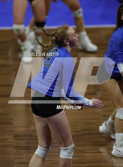 Thumbnail 1 in Valor Christian vs. Grandview (CHSAA 5A Second Round) photogallery.