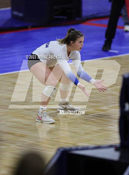 Thumbnail 1 in Valor Christian vs. Grandview (CHSAA 5A Second Round) photogallery.