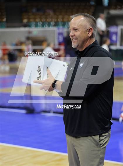 Thumbnail 2 in Valor Christian vs. Grandview (CHSAA 5A Second Round) photogallery.