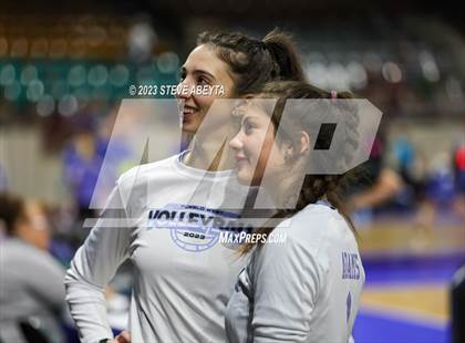 Thumbnail 3 in Valor Christian vs. Grandview (CHSAA 5A Second Round) photogallery.