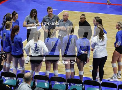 Thumbnail 2 in Valor Christian vs. Grandview (CHSAA 5A Second Round) photogallery.