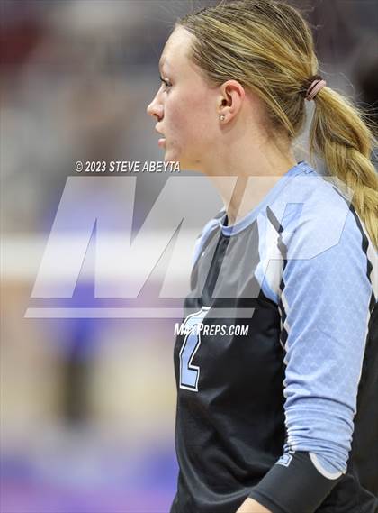 Thumbnail 2 in Valor Christian vs. Grandview (CHSAA 5A Second Round) photogallery.