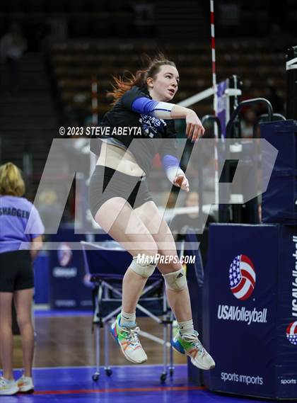 Thumbnail 2 in Valor Christian vs. Grandview (CHSAA 5A Second Round) photogallery.