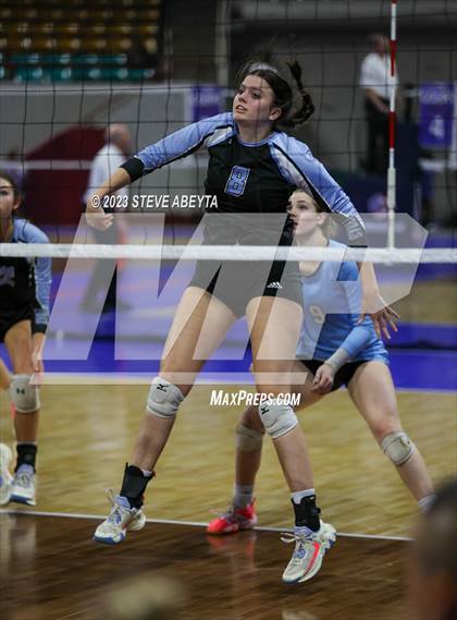 Thumbnail 2 in Valor Christian vs. Grandview (CHSAA 5A Second Round) photogallery.