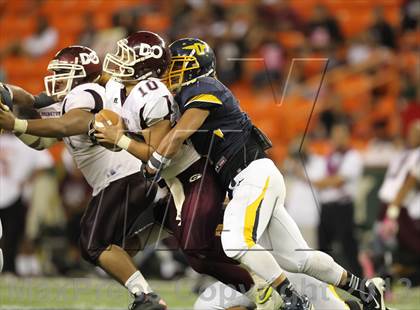 Thumbnail 3 in Punahou vs. Farrington (HHSAA D1 Semifinal) photogallery.